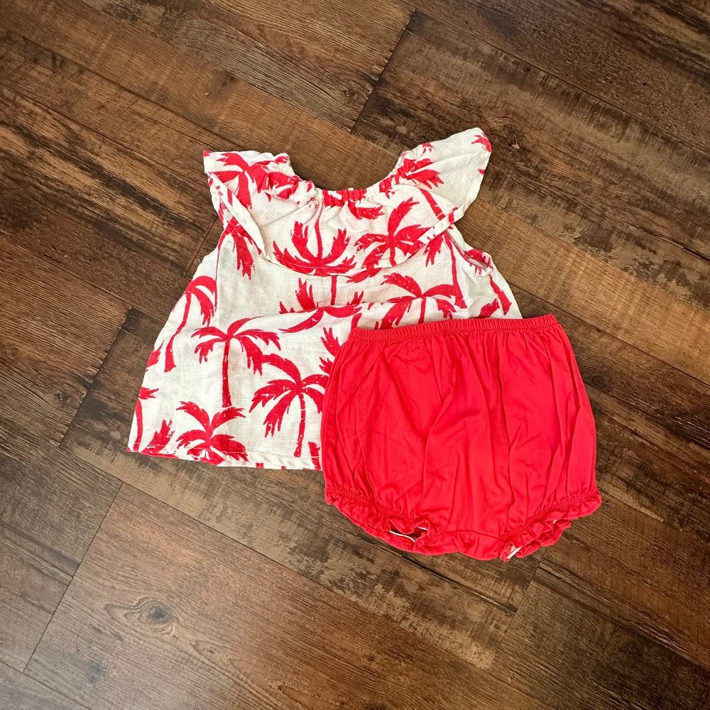 NWOT Baby 8 6-12M Linen Style Set